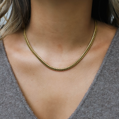 INTRECCIO. Collar
