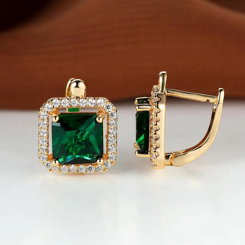 Aretes de oro con esmeralda y circonita
