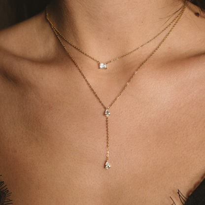 COJÍN. collar