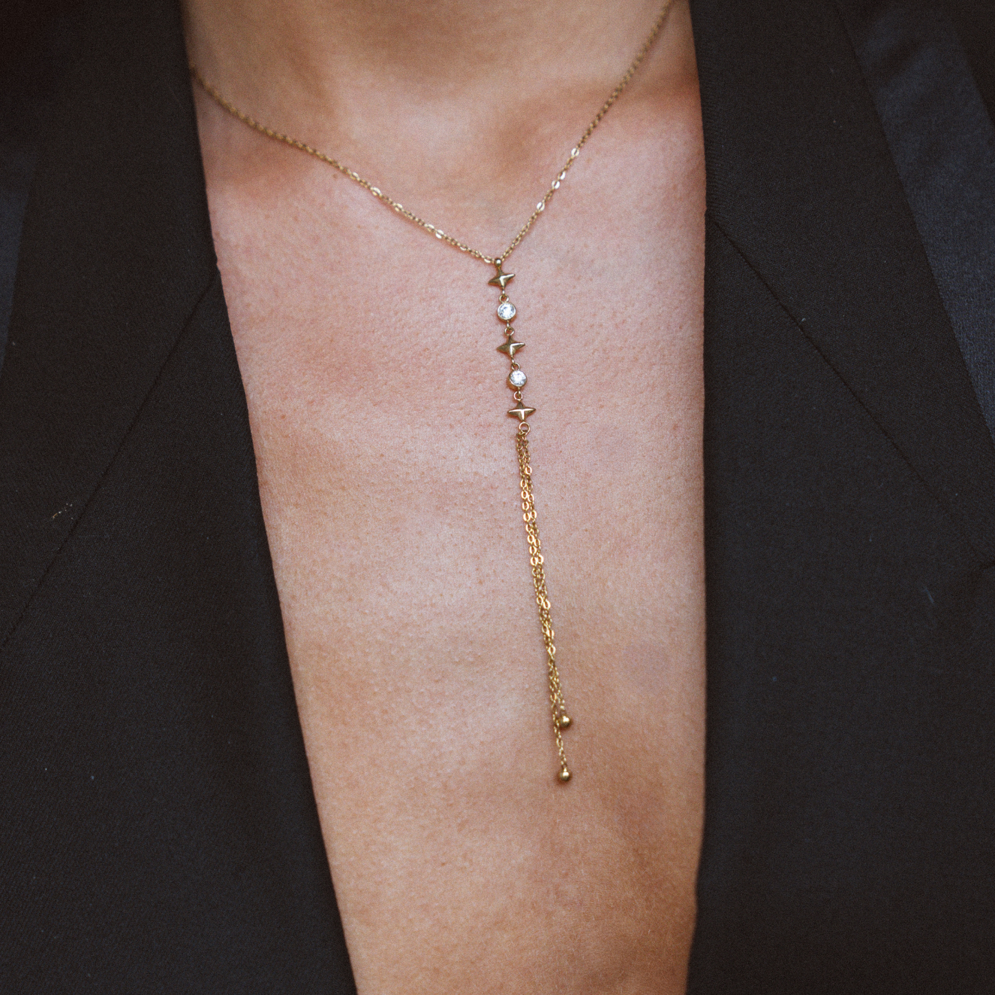 LUMI. collar