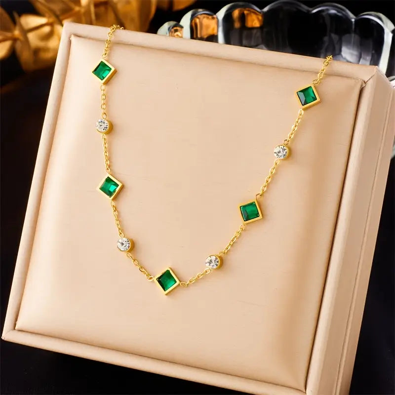 Alena Collar Esmeralda