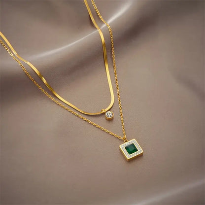Collar Esmeralda Klára