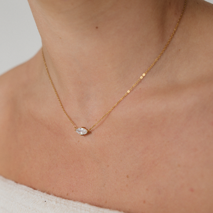 MARQUESA. collar
