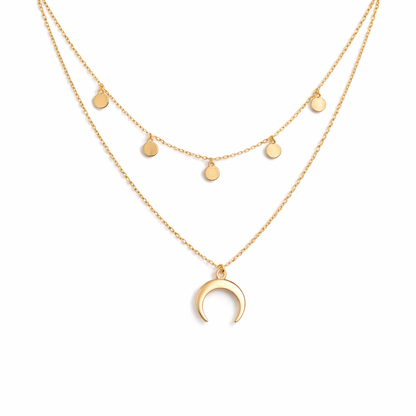 Luna | Elegante collar dorado con un delicado motivo de luna