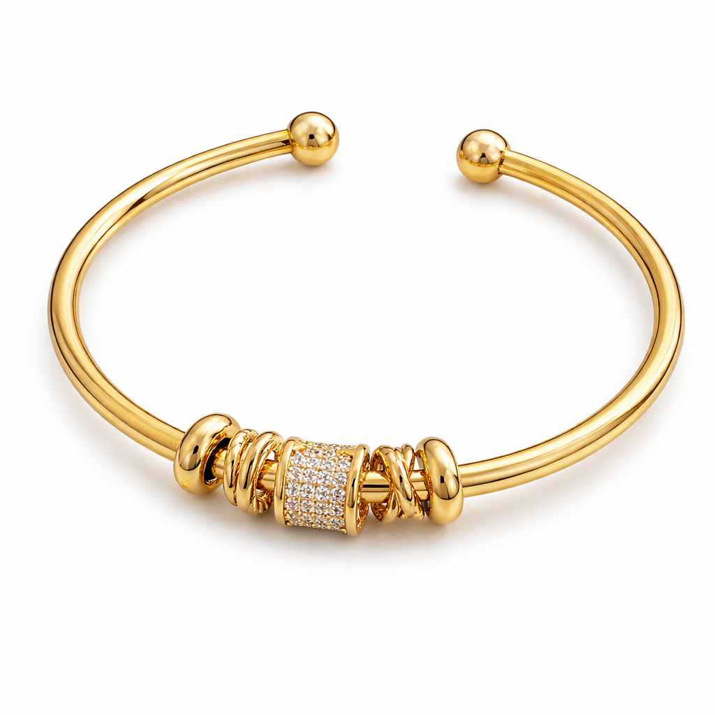 Luna | Pulsera ajustable elegante con dijes dorados sofisticados