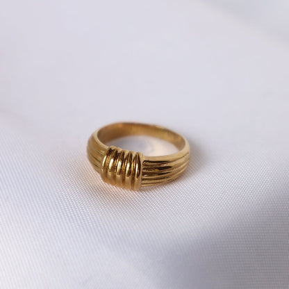 Anillo Nudo Bañado en Oro