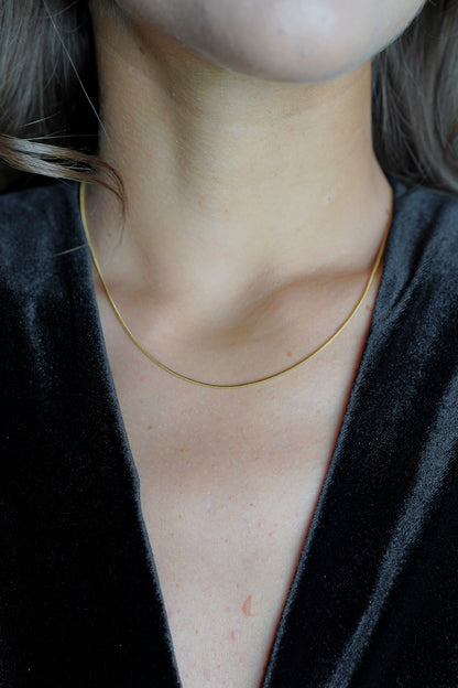 FINA. collar
