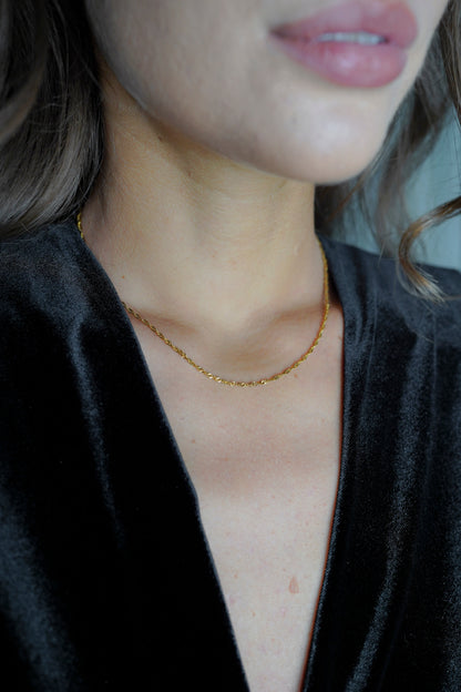 Bien. collar