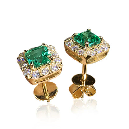Aretes de esmeraldas con detalles en oro
