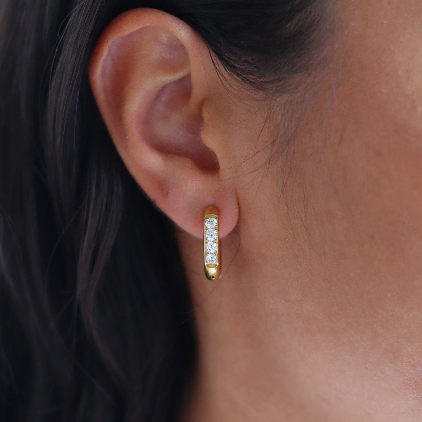 PENDIENTES DE ARO PAVE.