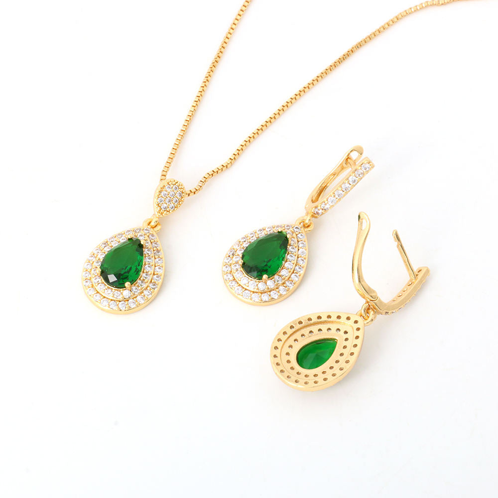 Conjunto de collar y pendientes ELINA