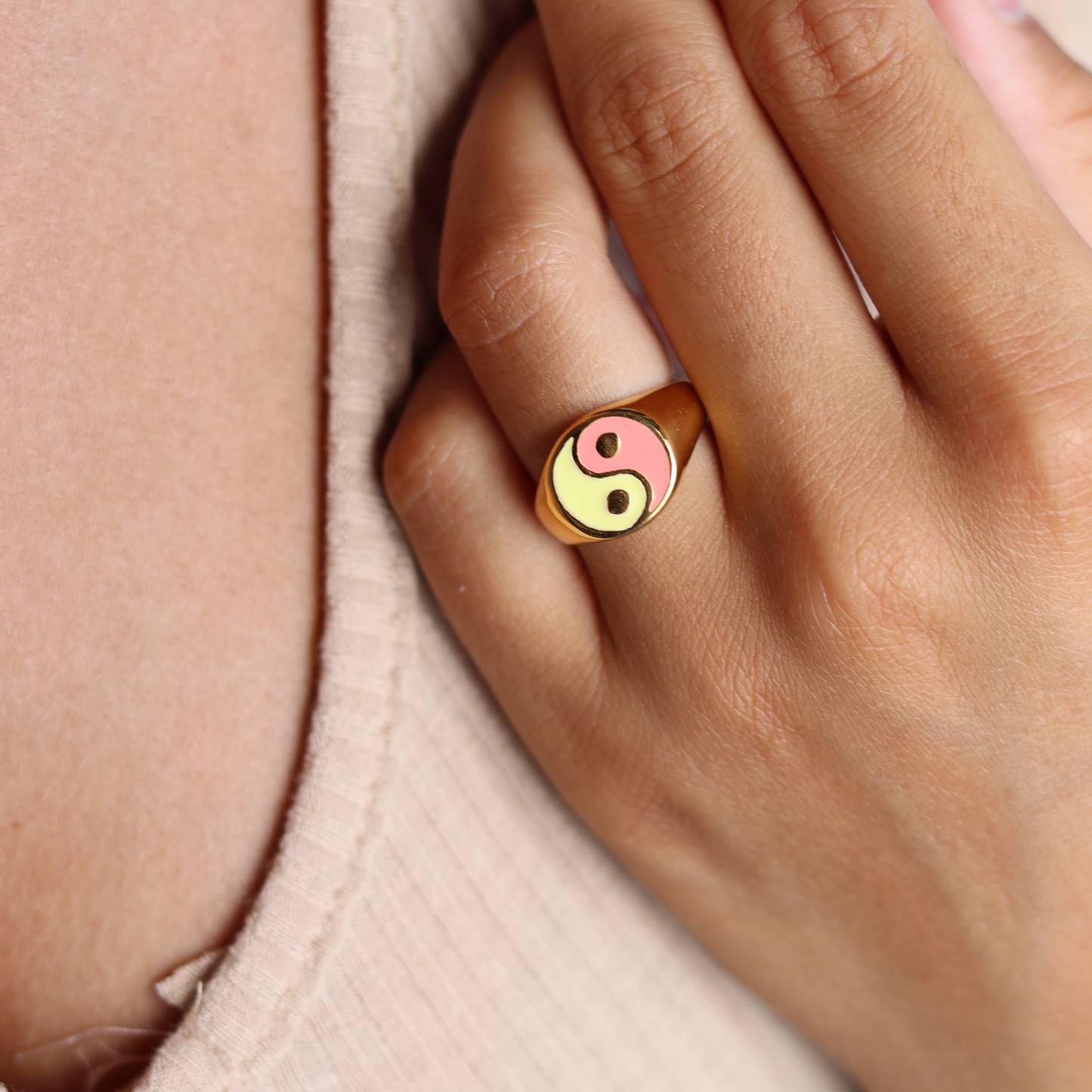 Anillo bañado en oro