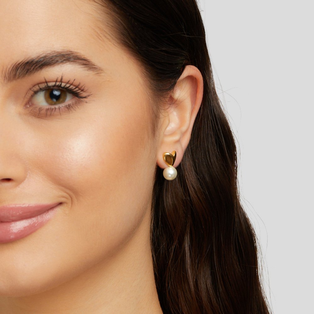 Heart earrings with pearl