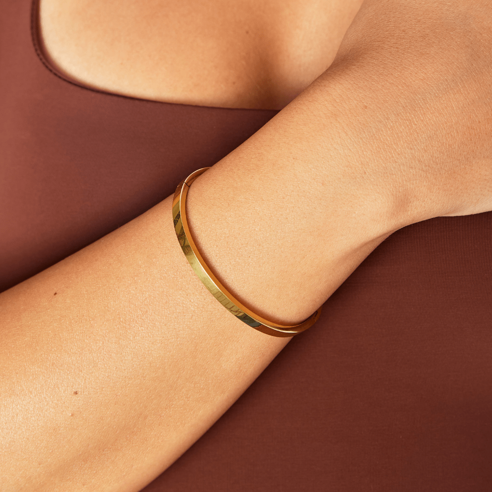 Brazalete rígido Lilah dorado